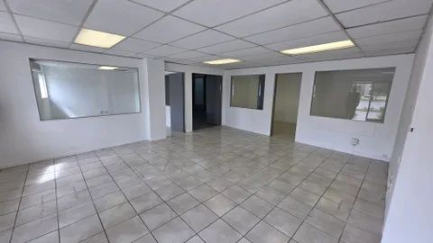 Germiston Motor City, Cnr Jack and Refinery Rd  - Unit on Ground Floor - 601m² (6)